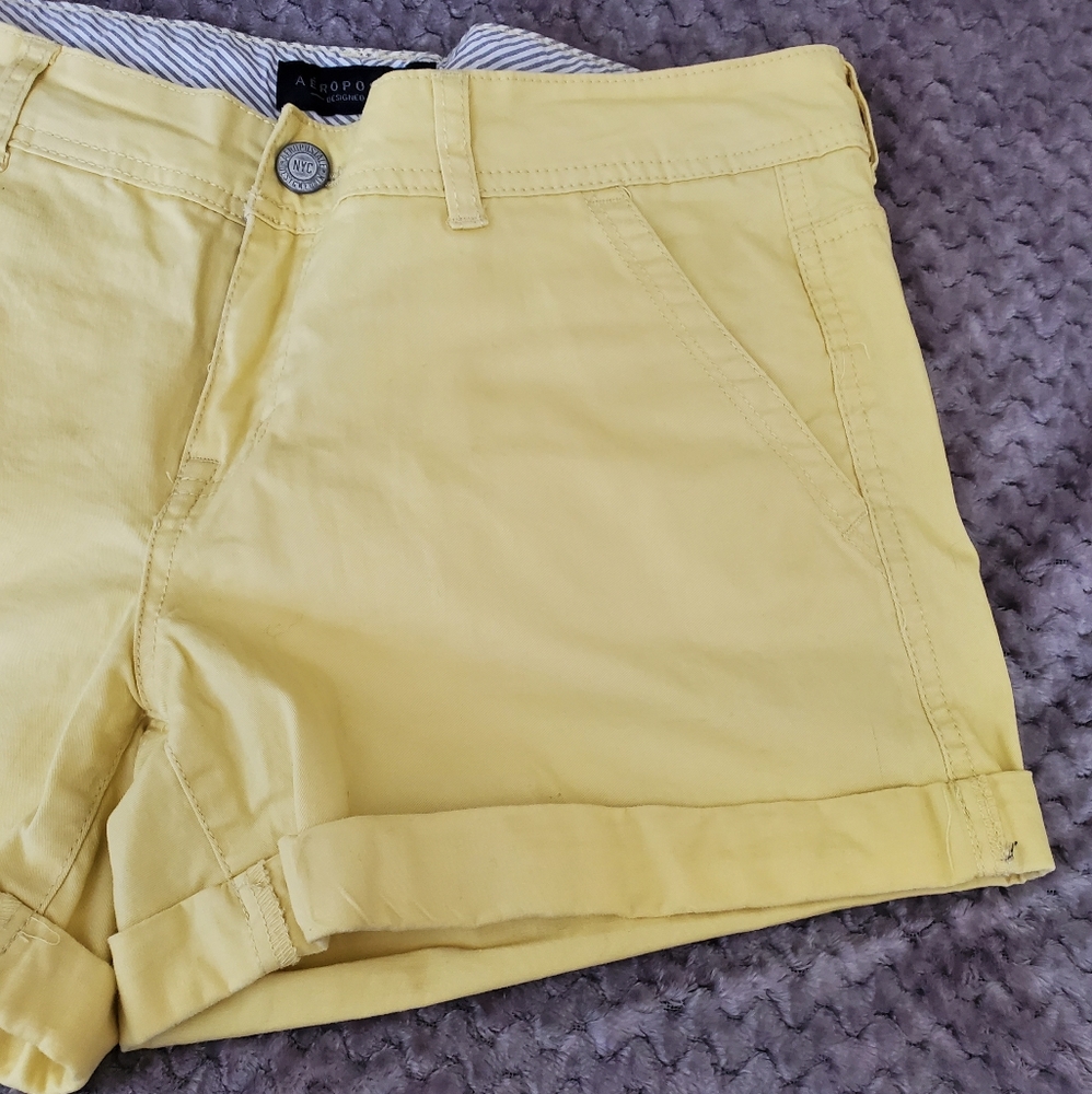 Aeropostale Cuffed Shorts - Picture 3 of 8